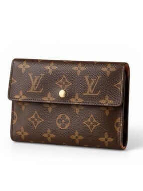 Louis Vuitton Vintage Porte-Tresor Passport Trifold Wallet (Made in France)